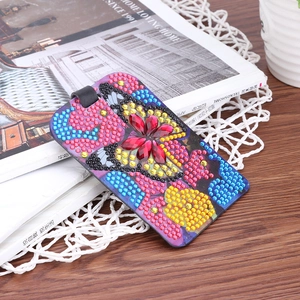 DIY 5D butterfly diamond painting luggage tag with colorful resin rhinestones and strap