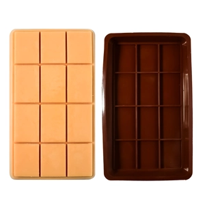 Molde de silicona rectangular de 12 cavidades para chocolate y repostería en marrón