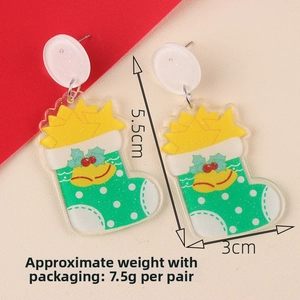 Detail of green Christmas stocking earrings with yellow bell and size dimensions