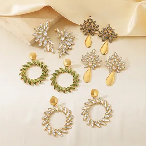 Vintage Floral Leaf Stainless Steel Earrings Rhinestone Crystal Inlaid Elegant Dangle Stud Jewelry Women