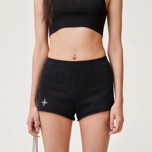 Short de sport noir ajusté avec taille élastique et logo brodé blanc pour femmes