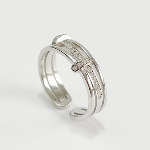 Minimalist 925 sterling silver triple-layer open ring with sparkling pavé crystals