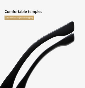 Gros plan des branches de lunettes noires ergonomiques pour un confort antidérapant
