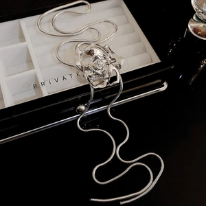 Statement silver metal rose flower pendant necklace with elegant snake chain and adjustable beads