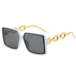 Fashionable square sunglasses with white frames and gold chain-link metal temples