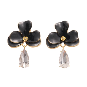 Boucles d'oreilles fleur en émail noir avec pendentif goutte en cristal transparent