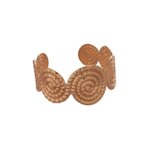 Bracelet jonc ouvert ajustable doré rose avec un design en métal texturé spirale