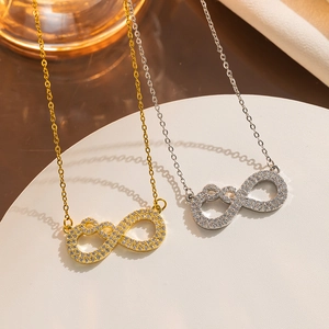 Minimalist Titanium Steel Infinity Pendant Necklace For Women Adjustable Chain Fashion Inlaid Rhinestone Jewelry Gift Accessory
