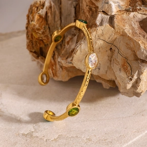 18k gold plated stainless steel hammered open bangle with green zircon gemstones