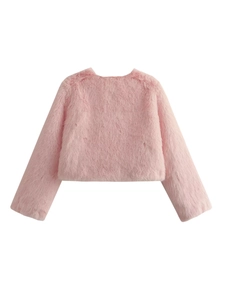 Vue arrière d'une veste courte rose en fausse fourrure avec manches longues et col rond