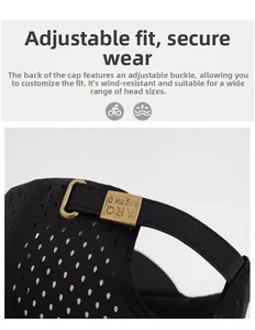 Détail de la casquette de baseball en mesh respirant avec boucle en bronze et trous au laser