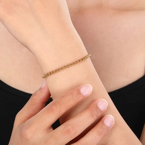 Minimalist gold stainless steel pearl chain bracelet for men and women on wrist