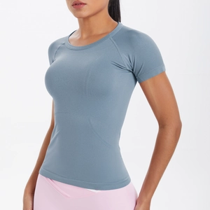 T-shirt sportiva da donna slim fit blu polvere con girocollo per corsa e yoga fitness