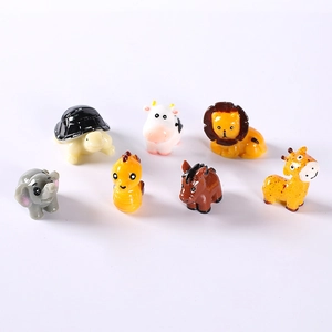 Miniature resin cartoon animal figurines including lion and elephant for home garden decor