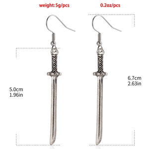 Tableau des tailles détaillé des boucles d'oreilles épée vintage en argent antique