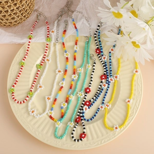 Handmade Seed Bead Daisy Flower Choker Necklace Colorful Bohemian Alloy Extension Chain Jewelry For Women Summer