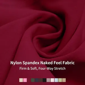 Short de yoga bordeaux taille haute en tissu doux sensation peau nue et stretch 4D