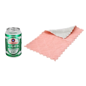 Thick microfiber dishcloth with diamond lattice pattern and wavy edges for cleaning