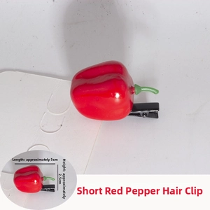 Detail view of 5cm realistic red chili hair clip with size dimensions and metal duckbill clip