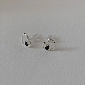 Minimalist 925 sterling silver heart stud earrings with black drip glaze finish