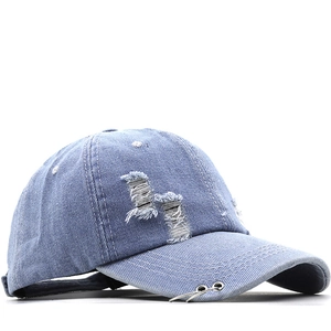Casquette De Baseball En Denim Usé Avec Anneaux Métalliques Coton Déchiré Streetwear Mode Chapeau Pare-Soleil Réglable Pour Hommes Femmes