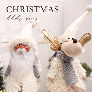 Statuine di Babbo Natale e renna in peluche con corna dorate per decoro natalizio