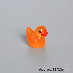 Detailansicht der Mini-Glitzer-Harz-Ente, 11x15mm Miniatur für Landschaftsdekoration