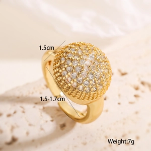 Detailed view of luxury gold heart ring with pavé zircons and dimension markers