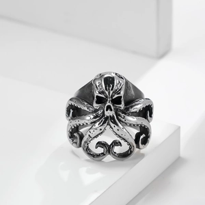 Gothic octopus skull ring in vintage stainless steel with a Cthulhu-inspired design