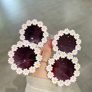 Daisy Flower Round Sunglasses UV400 Protection Gradient Lens Plastic Frame Flower Decoration For Kids And Adults