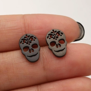 Gothic punk black stainless steel skull stud earrings with hollowed pattern for men and women