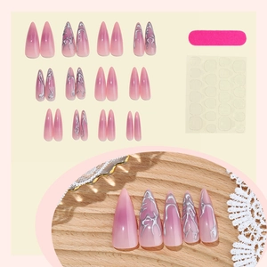 Faux ongles amandes dégradé rose avec textures 3D argentées et kit d'application