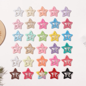 Set of 30 colorful Y2K star-shaped metal hair clips in various vibrant macaque colors