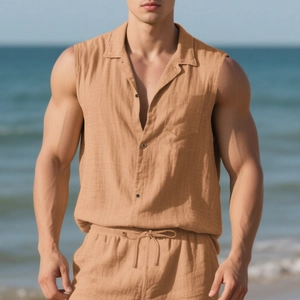 Herren-Strandset aus Baumwolle-Leinen in Khaki mit ärmellosem Hemd und Tunnelzug-Shorts