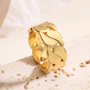 Minimalist 18k gold plated geometric leaf link open ring for women on stone base