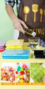 Silicone ice cube tray with 24 compartments and transparent lid for easy release