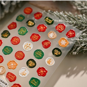 Detail van 3D kerstmis lakzegel nagelstickers met kerstman en rendier motieven