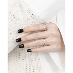 S925 sterling silver minimalist double-layer irregular wave open ring on model hand