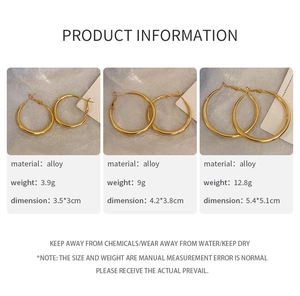 Detailed size comparison chart for gold hoop earrings in three different sizes