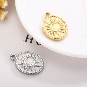 Vintage stainless steel oval sun and moon pendants in gold and silver finish