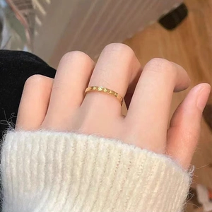Stainless Steel Heart Ring Full Circle Embossed Minimalist Light Luxury Fashion Finger Jewelry For Women Girls