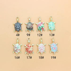 Set of 8 colorful sea turtle alloy charms with enamel flower patterns for DIY jewelry making
