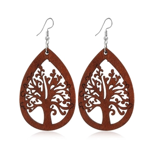 Boucles d'oreilles en bois marron en forme de goutte avec motif Arbre de Vie