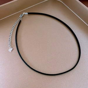 Minimalist Black Artificial Leather Choker Necklace With S925 Sterling Silver Heart Pendant Clavicle Chain For Women