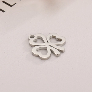 Polished silver stainless steel clover pendant with heart-shaped leaves for DIY jewelry