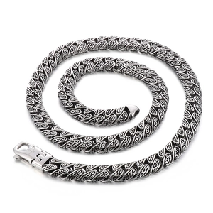 Silber-schwarze Edelstahl-Cuban-Kette mit S-Muster und praktischem Faltverschluss