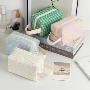 Tweed Woven Makeup Bag Large Capacity Portable Toiletry Pouch With Handle Travel Cosmetic Organizer For Women Ins Style
