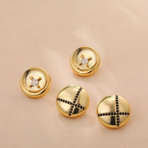 18K gold geometric earrings with square white zircon and black cubic zirconia stones