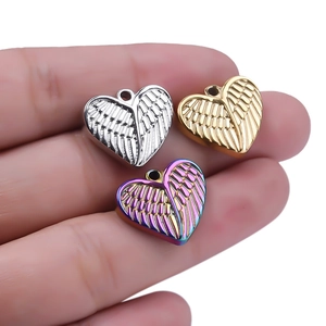 304 stainless steel heart wing pendants in gold, silver, and rainbow finishes for DIY