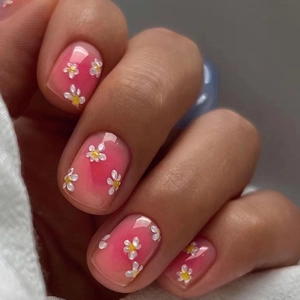 Pink Gradient Blush Press On Nails Short Square White Daisy Flower Fake Nails Detachable Reusable Full Cover For Women